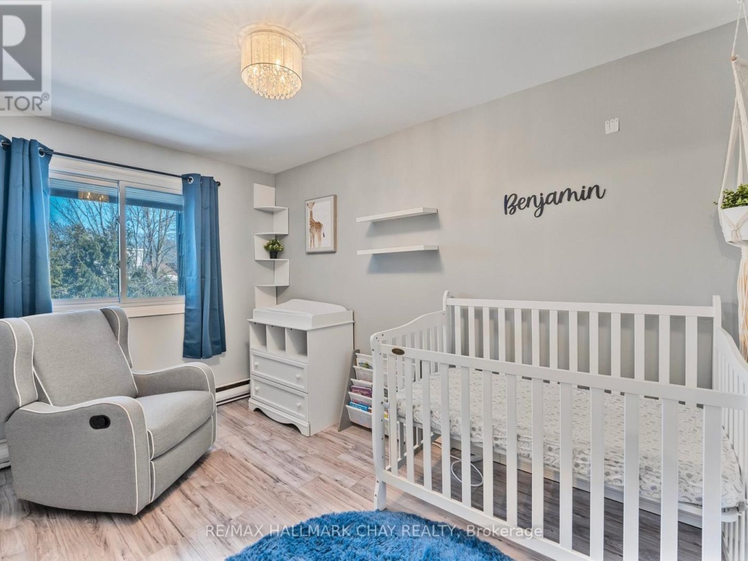 27 40 Victoria Crescent, Orillia