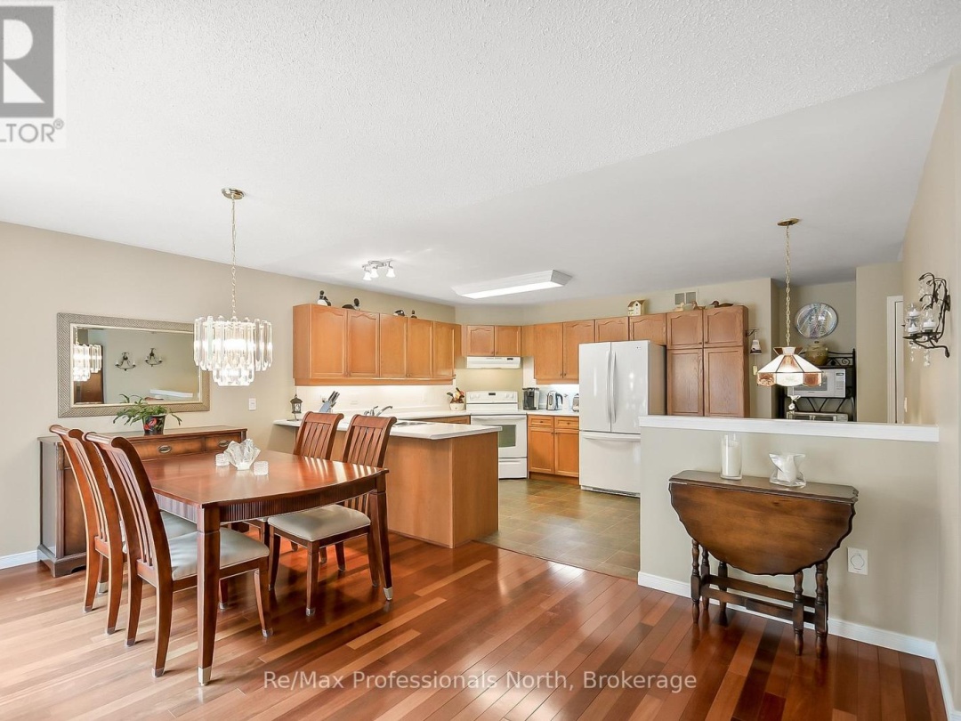 15 PINERIDGE GATE, 