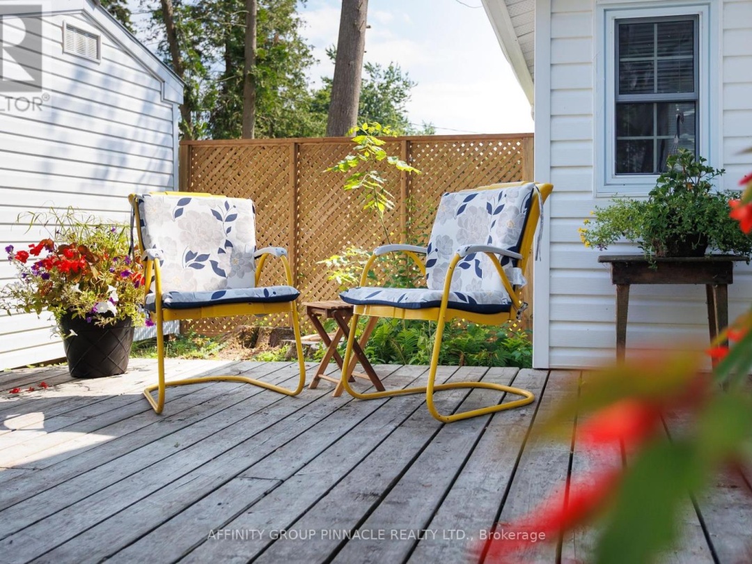 B35 LAKESHORE ROAD, 