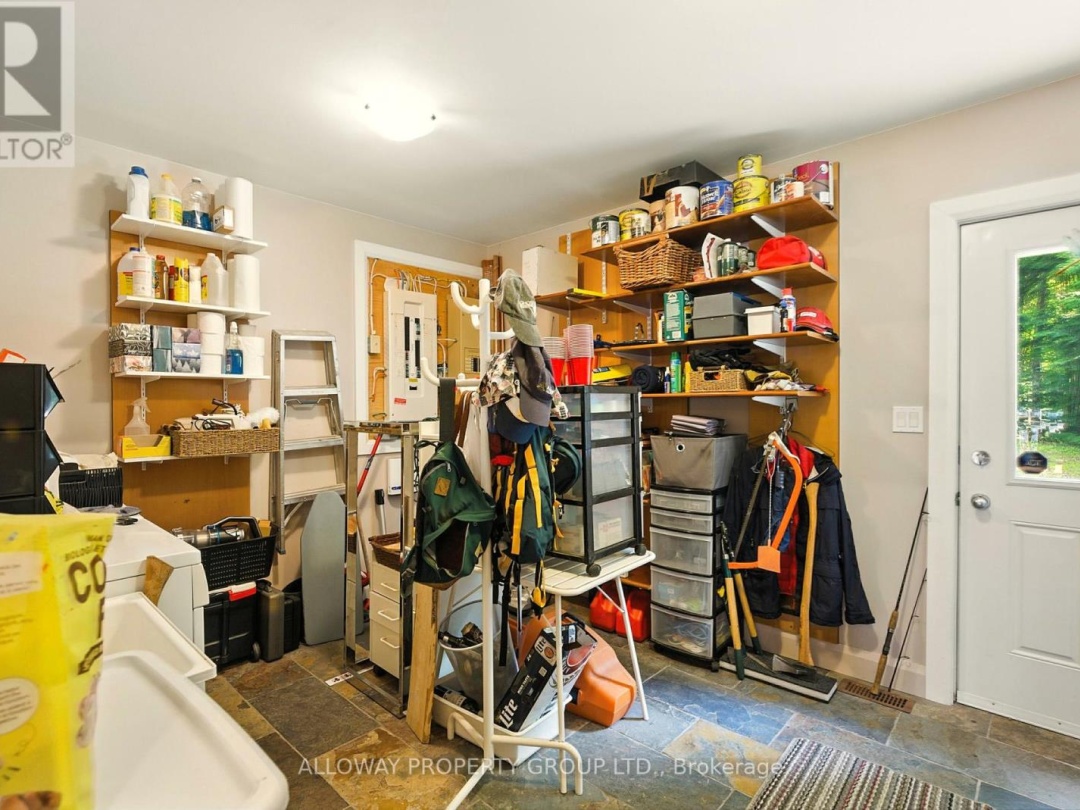 1211 BIRCHY LAKE DRIVE, 