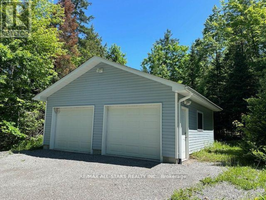 33 EDWINA DRIVE, 
