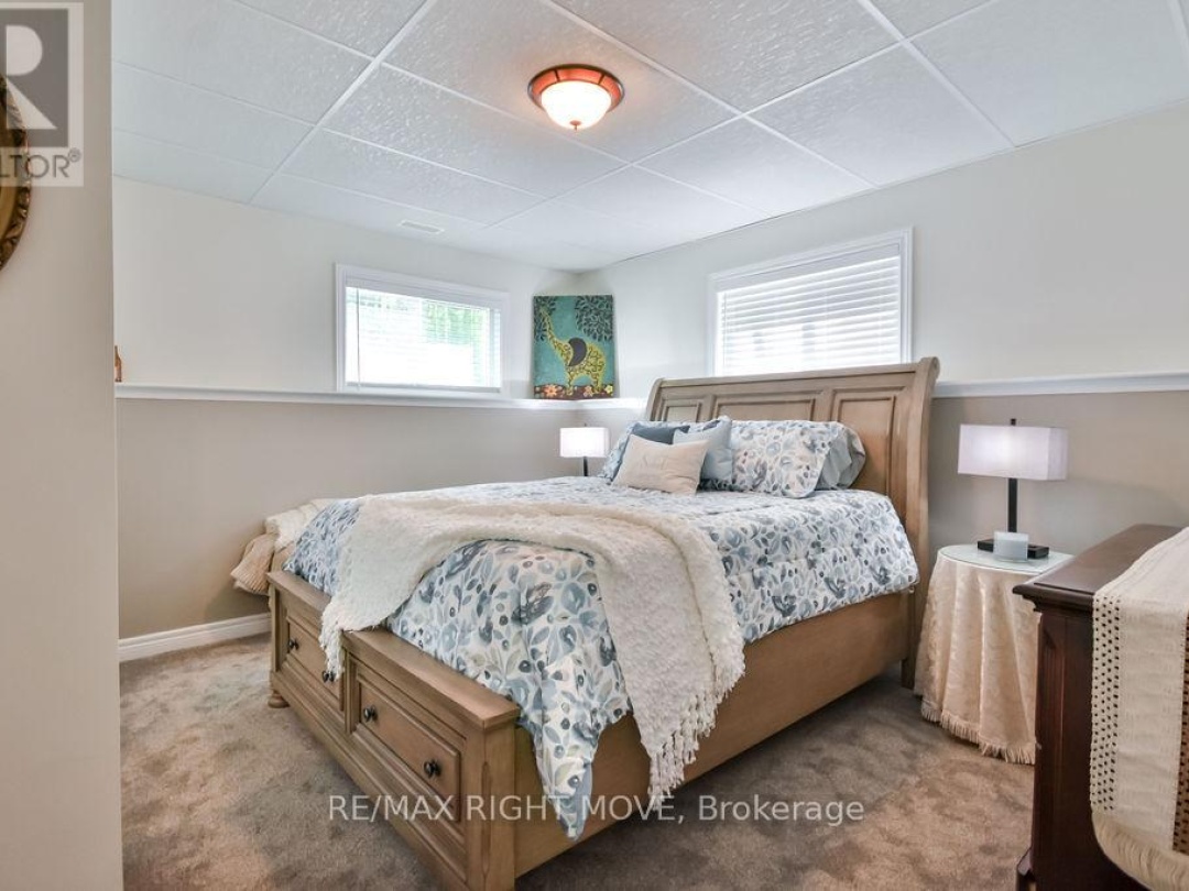 1011 TALBOT TRAIL, 