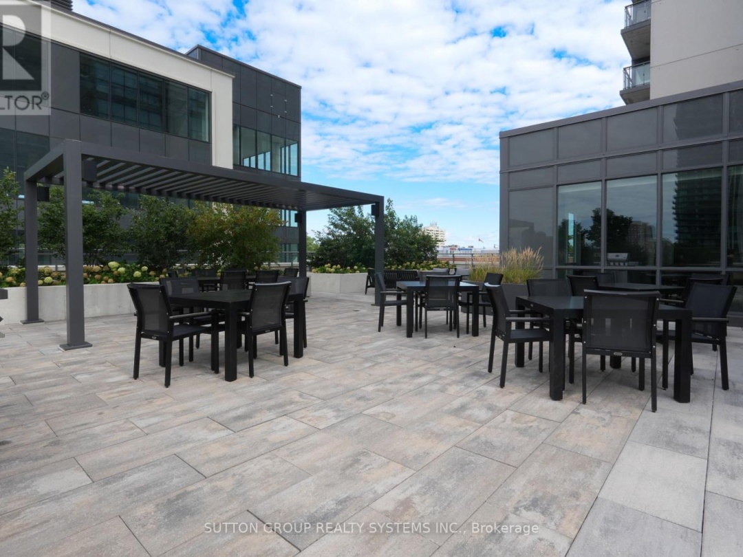 1801 - 15 LYNCH STREET, 