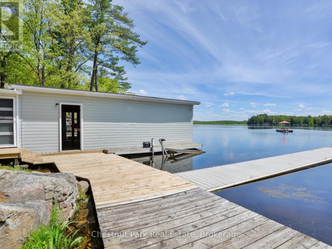 4558 Riverview Drive, Sparrow Lake