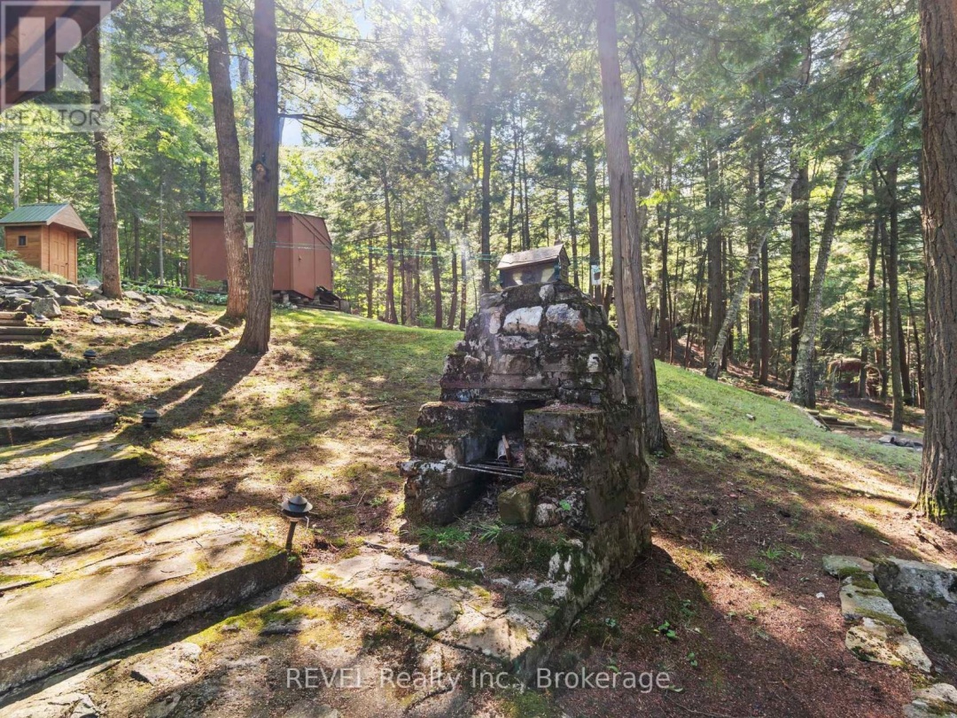 1077 Rignalls Road E, Wood Lake