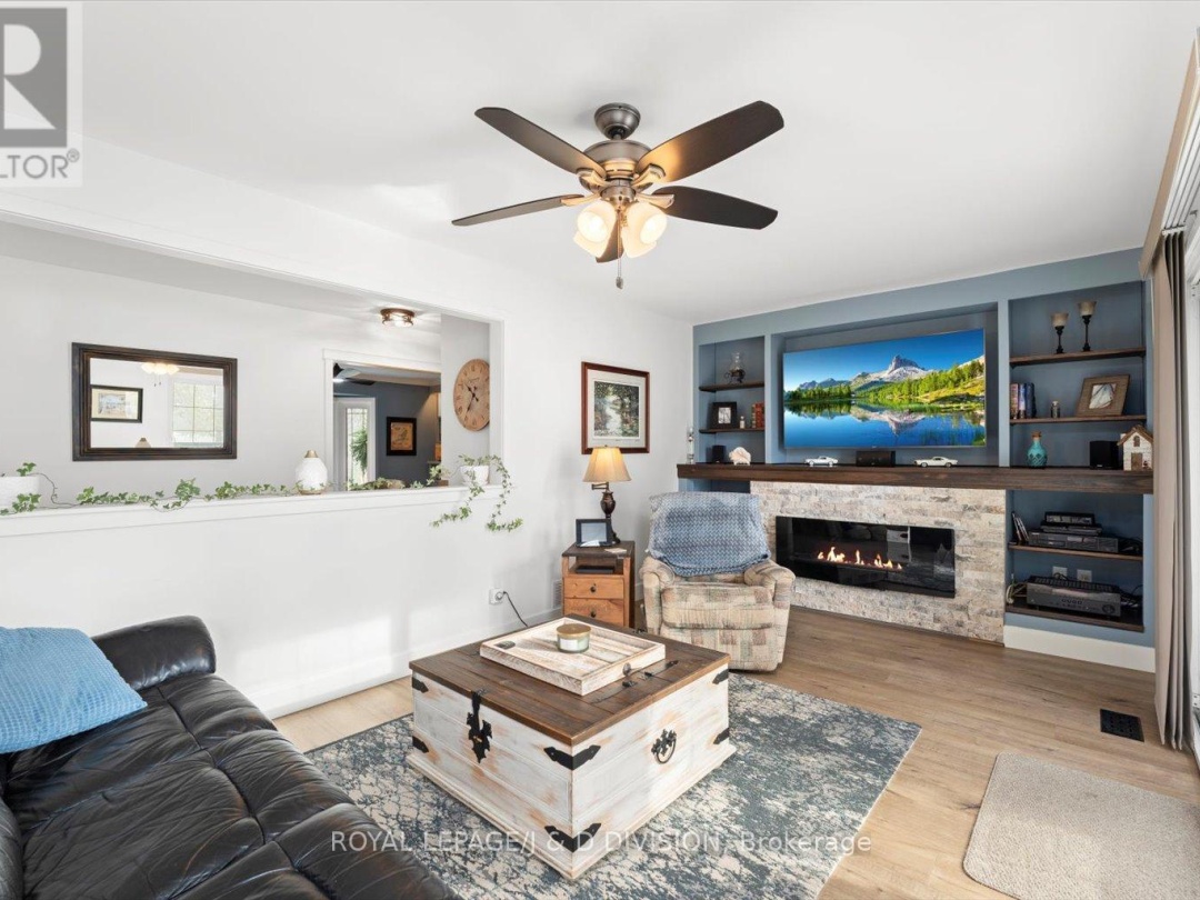 233 Bayshore Drive, Lake Simcoe