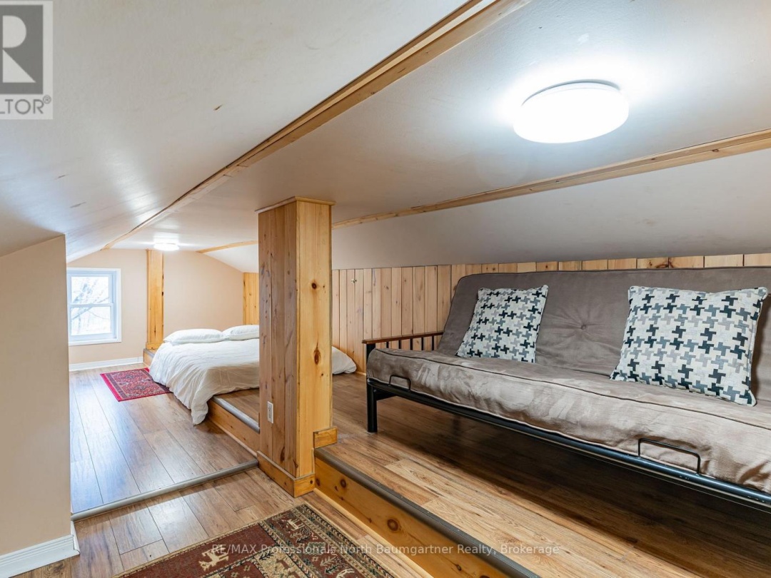1071 Crabbe Lane, Cranberry Lake