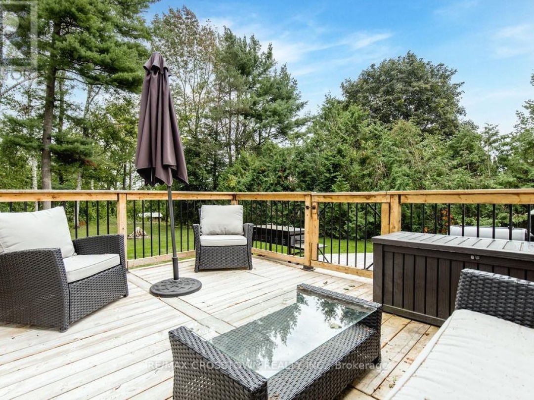 3495 BRENNAN LINE, 