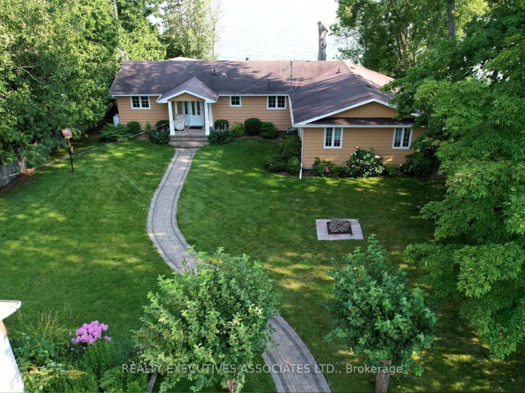 22 Lakeview Boulevard, Lake Scugog