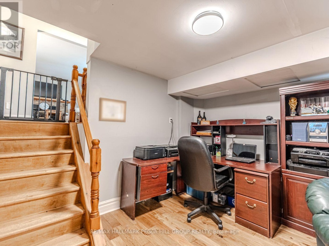 7 SANDLEWOOD TRAIL, 