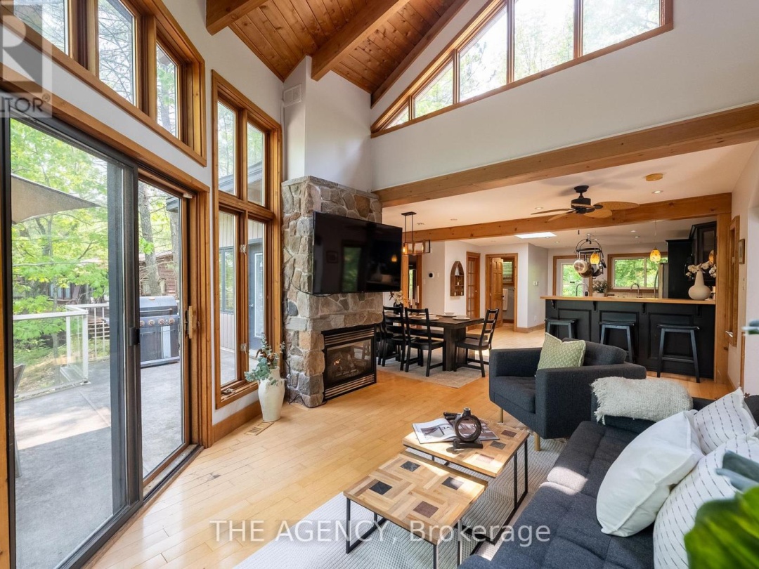 45 PINETREE ROAD, Loon Lake