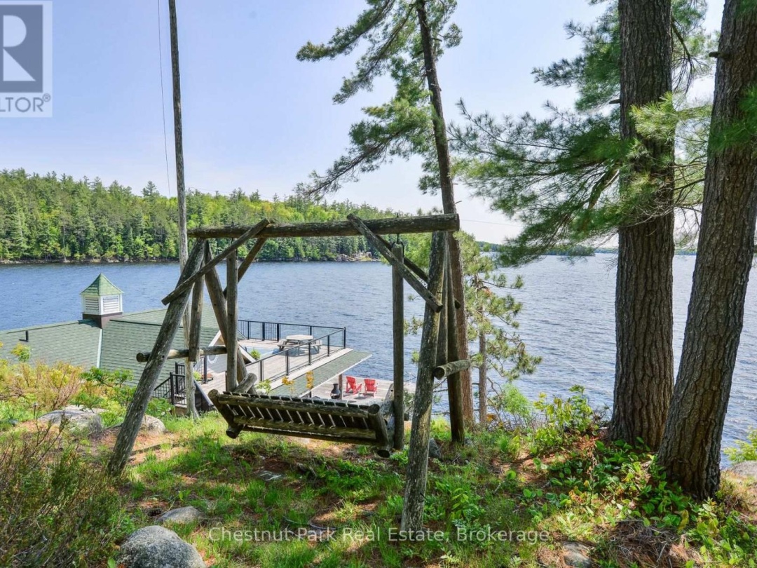 8 - 1869 MUSKOKA 118 ROAD W, 