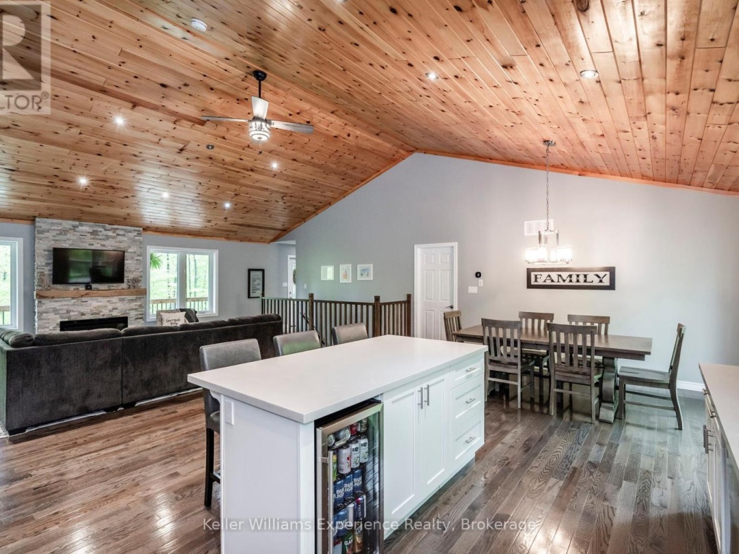 27 MEADOWS AVENUE, 