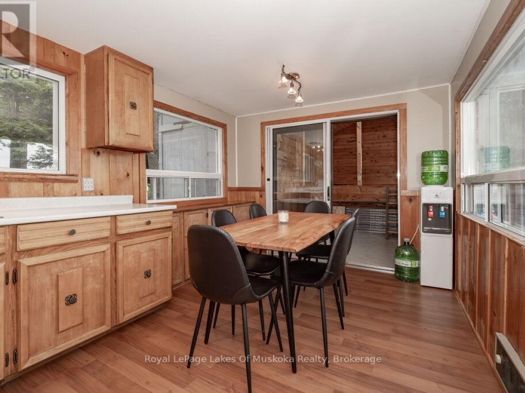 3 ISLAND 15KL, 