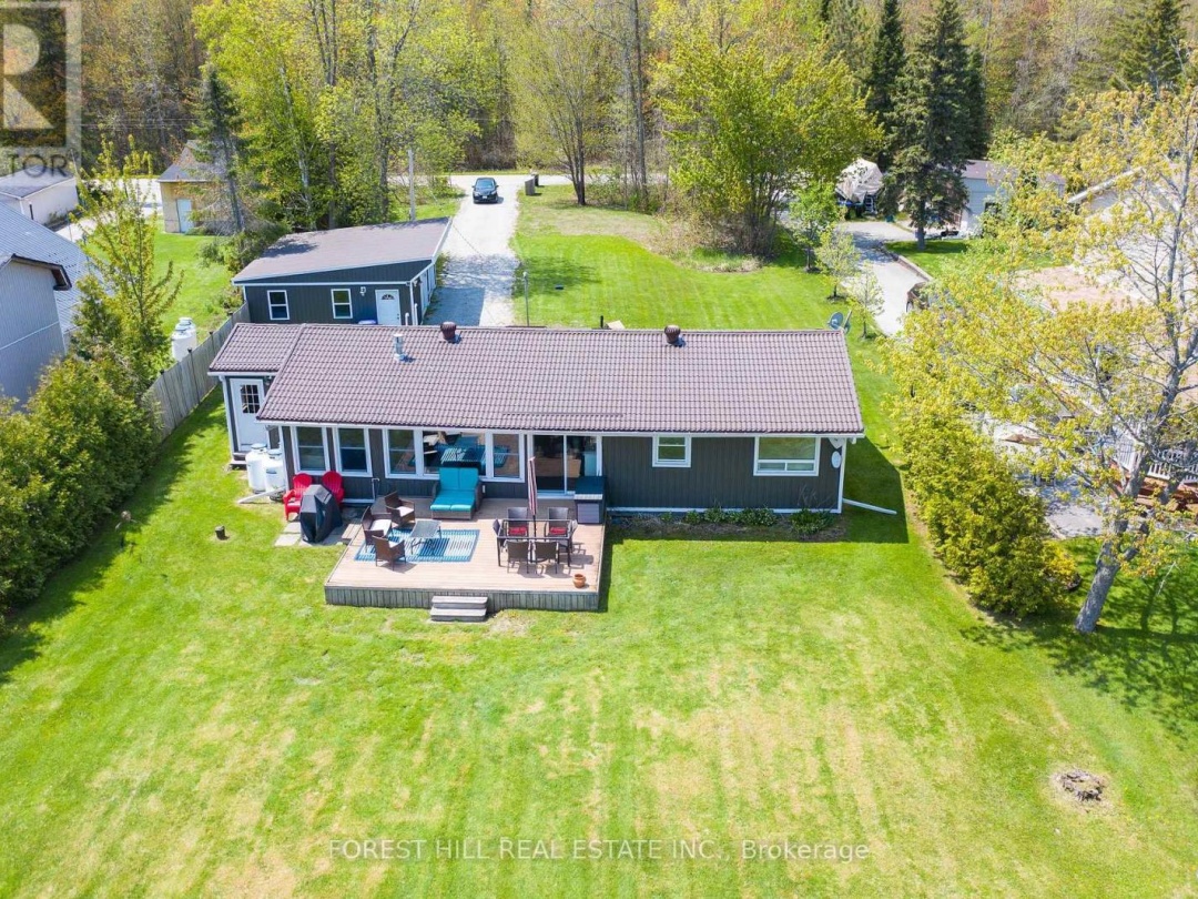 4099 GLEN CEDAR DRIVE, Lake Simcoe
