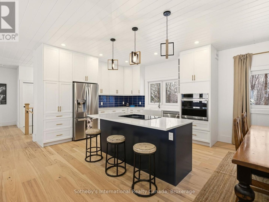 2435 RAVENSCLIFFE ROAD, 