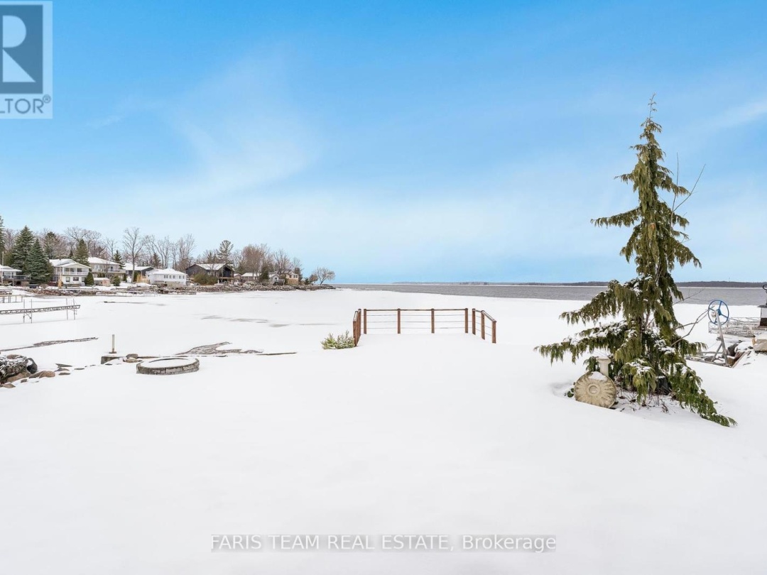 238 Robins Point Road, Georgian Bay