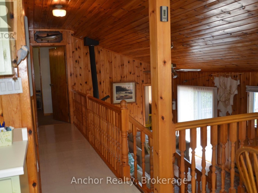 10167 Little Hawk West Sho, Little Hawk Lake
