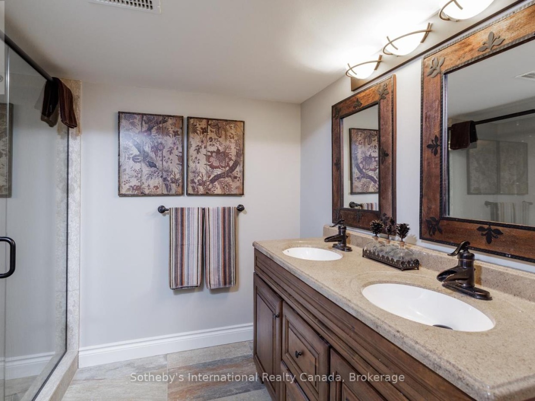 427 West Browns Road E, Weeduck Lake