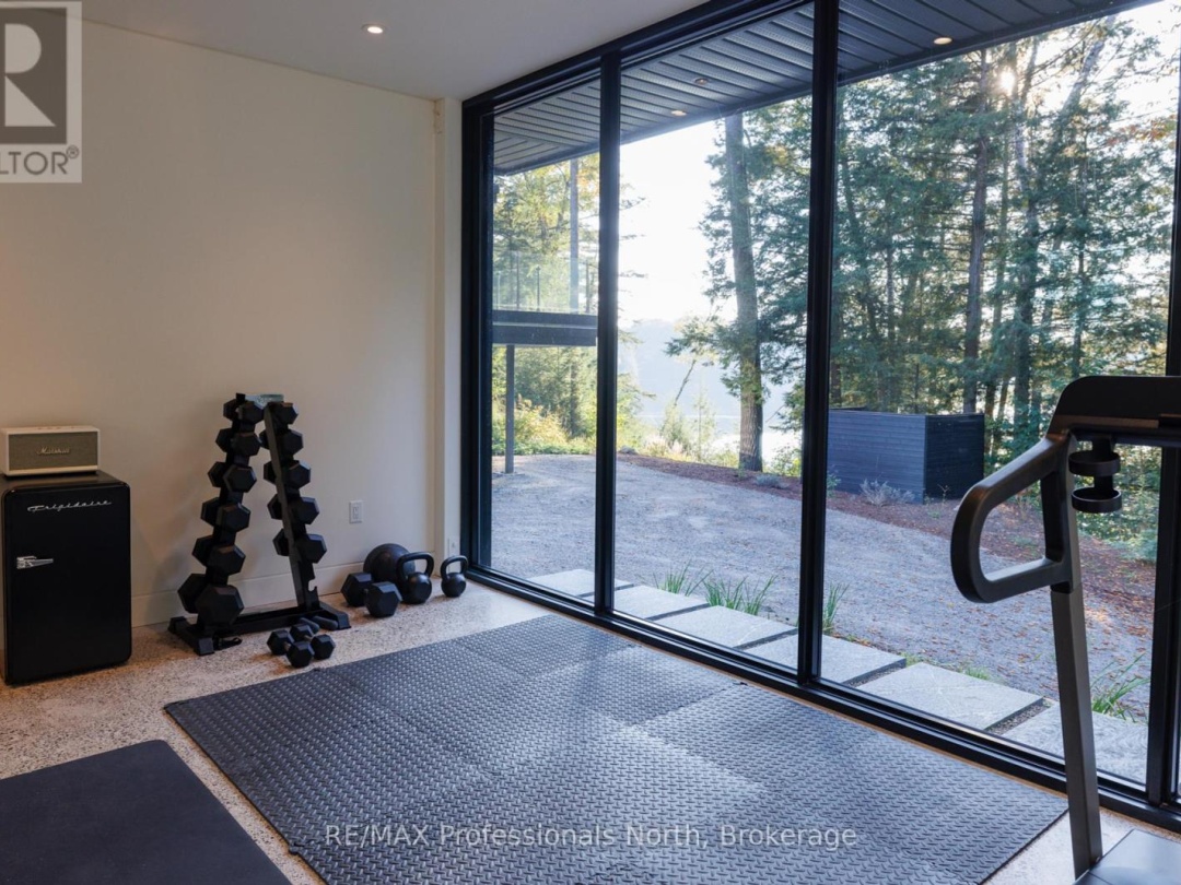 1298 Lipsy Lake Drive, Lipsy Lake
