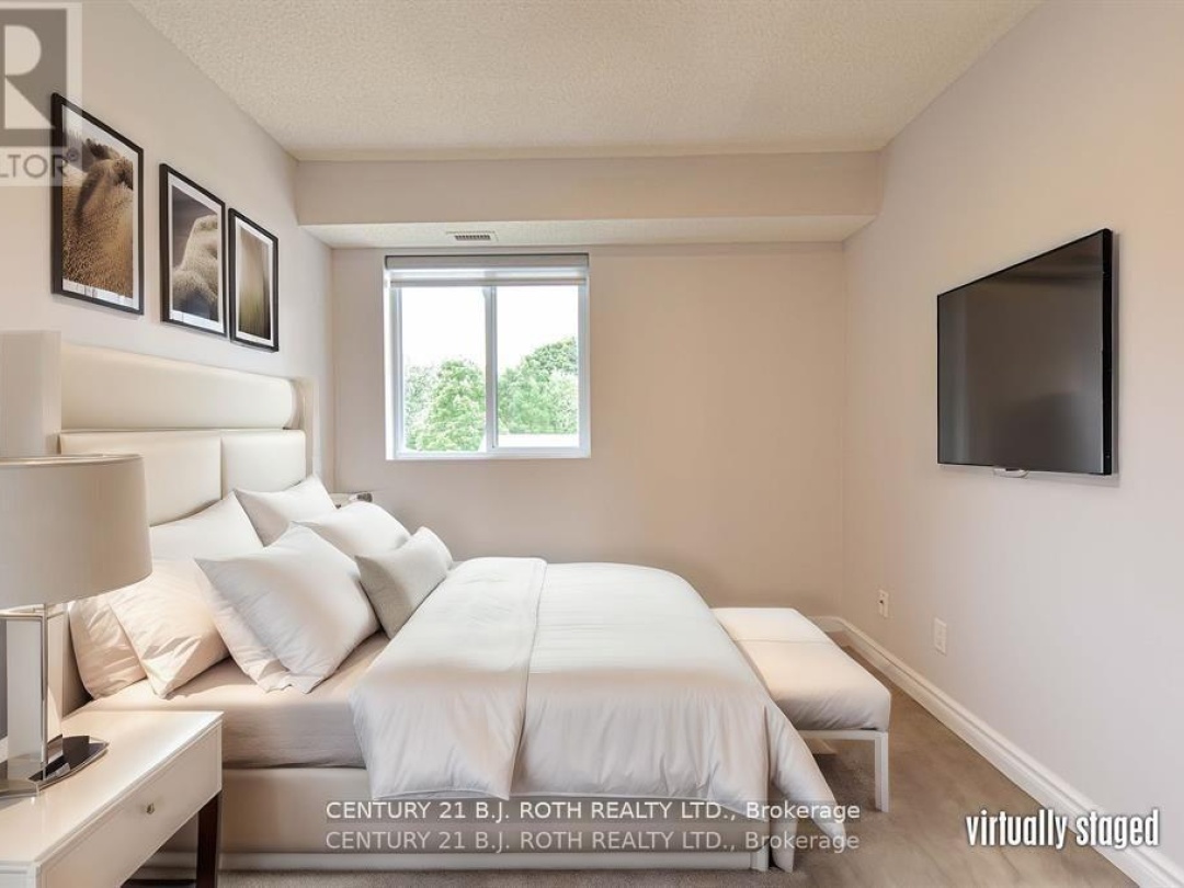 302 - 125 BOND STREET, 