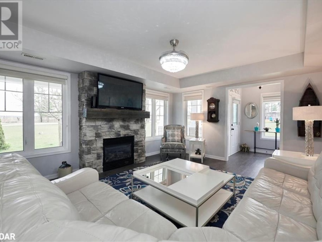 15 CARNOUSTIE Lane, 