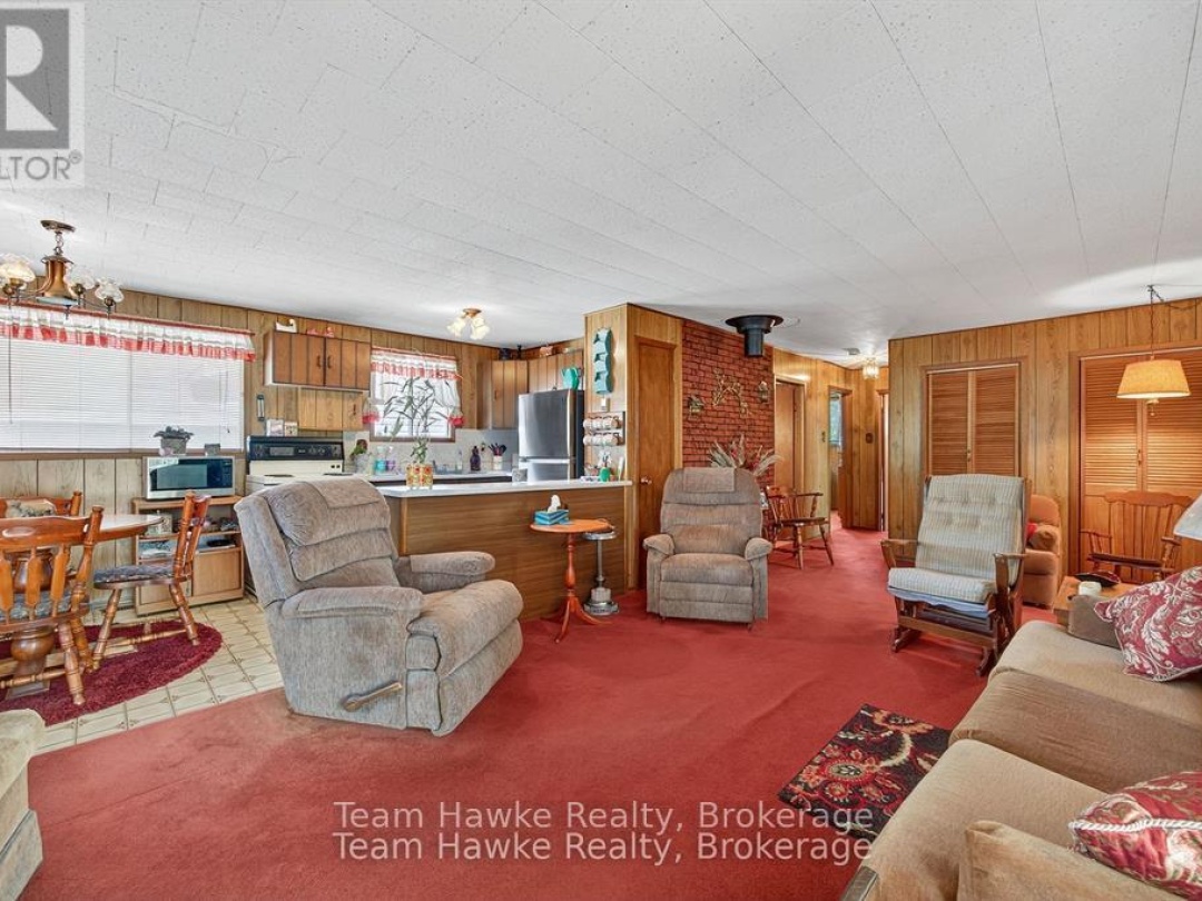 203 WOODLANDS AVENUE, 