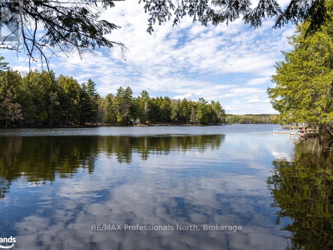 1001 Hemlock Road, Walker Lake