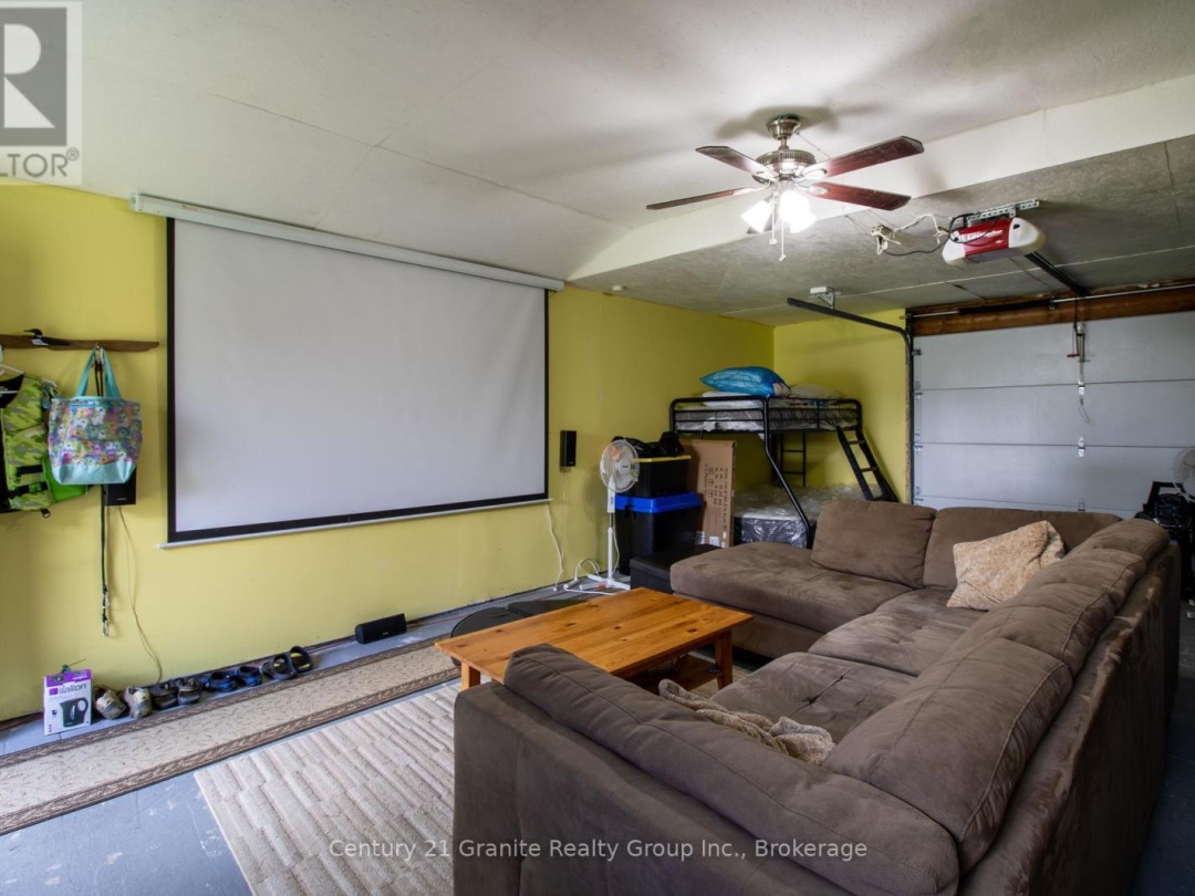 1018 Shamrock Lane, Cranberry Lake
