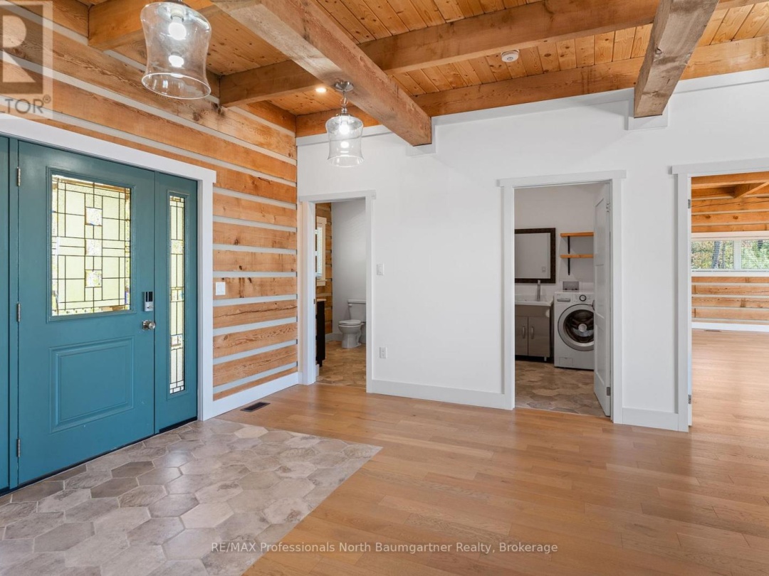 2987 Boice Bradley Road, Redstone Lake