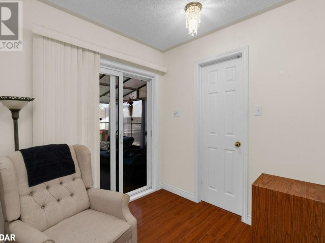 30 GEORGIAS Walk, 
