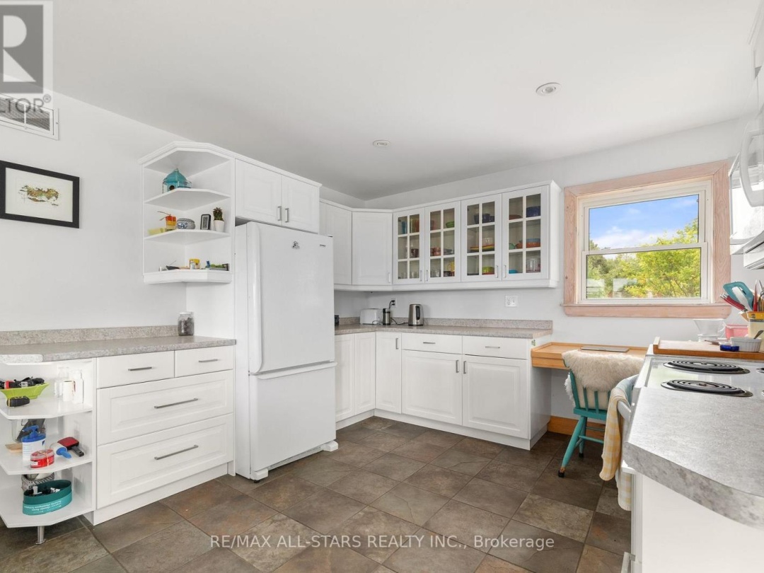 485 BURNT RIVER ROAD, 