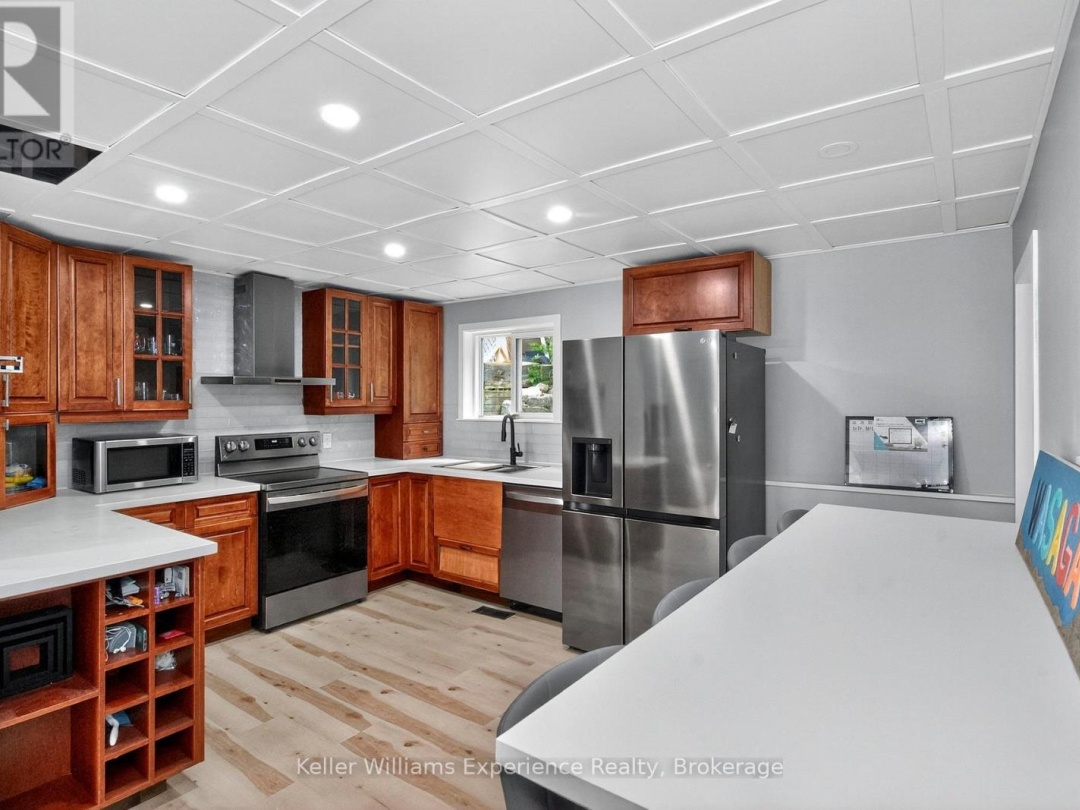 452 BRODERICK STREET, 