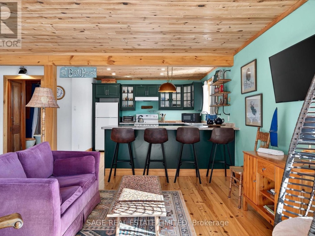 33 NORTH WATER STREET, 