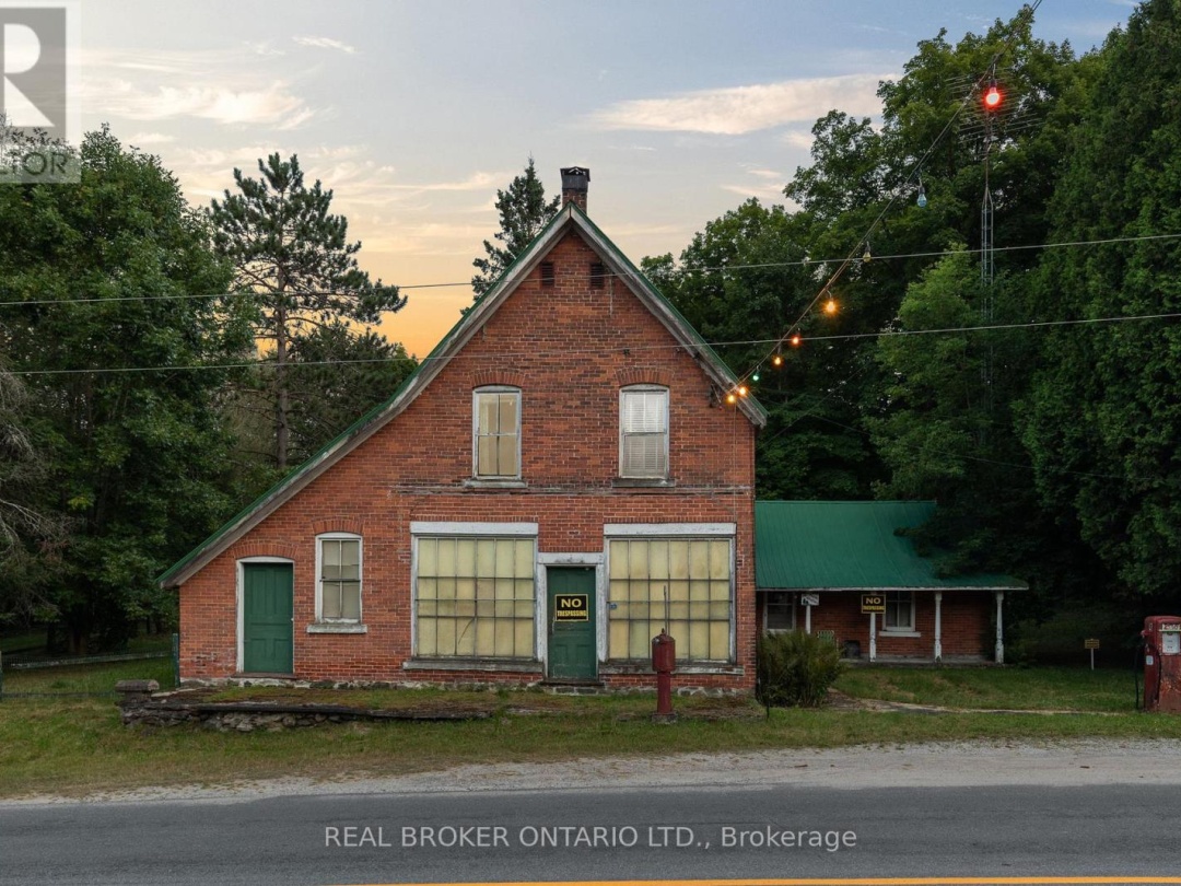 1401 Coopers Falls Road, Black Lake