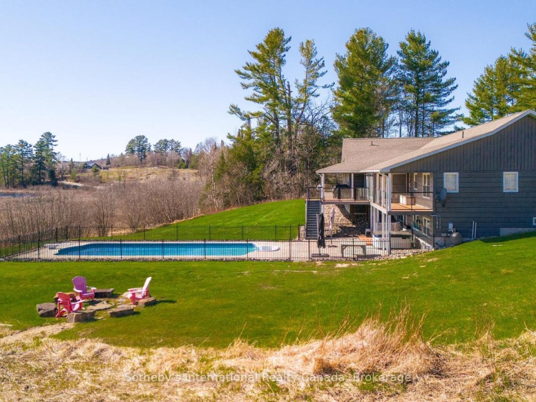 427 West Browns Road E, Weeduck Lake
