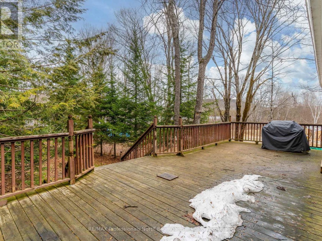 1071 Crabbe Lane, Cranberry Lake