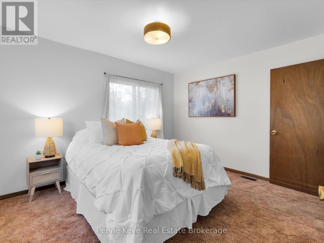 5 Bird Lane, Lake Muskoka