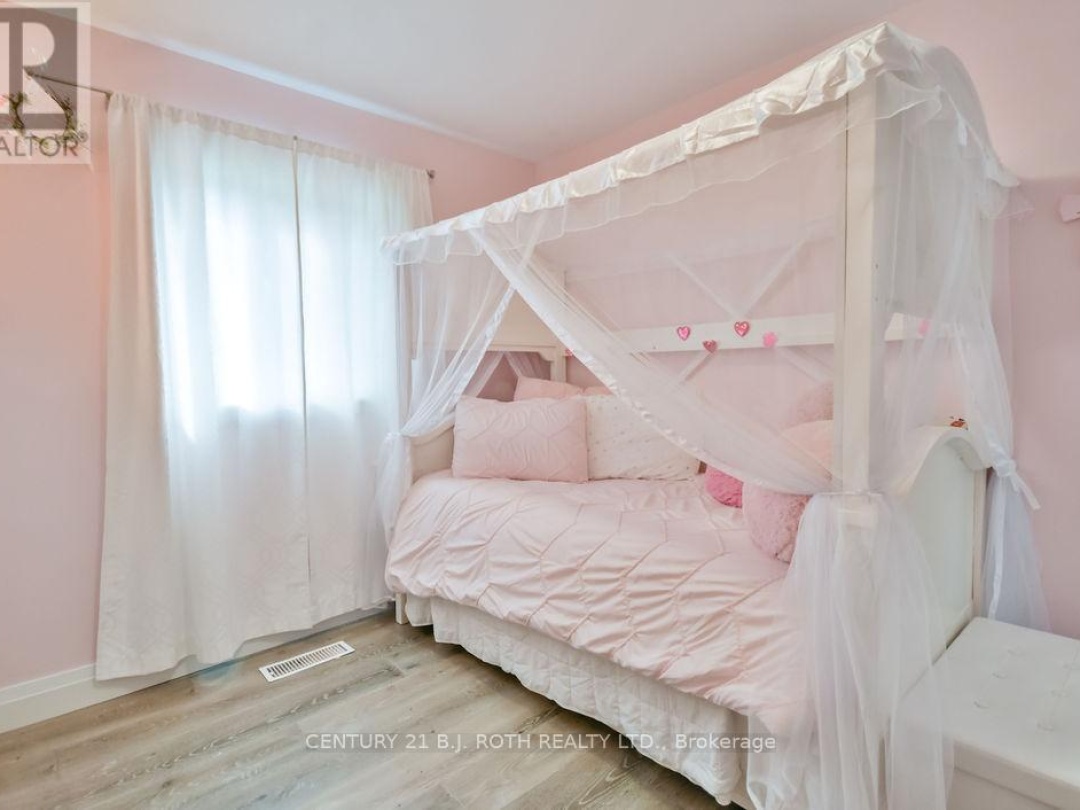 2695 CUMBERLAND ROAD, 