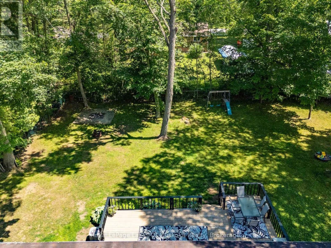 220 ALEXANDER STREET, 