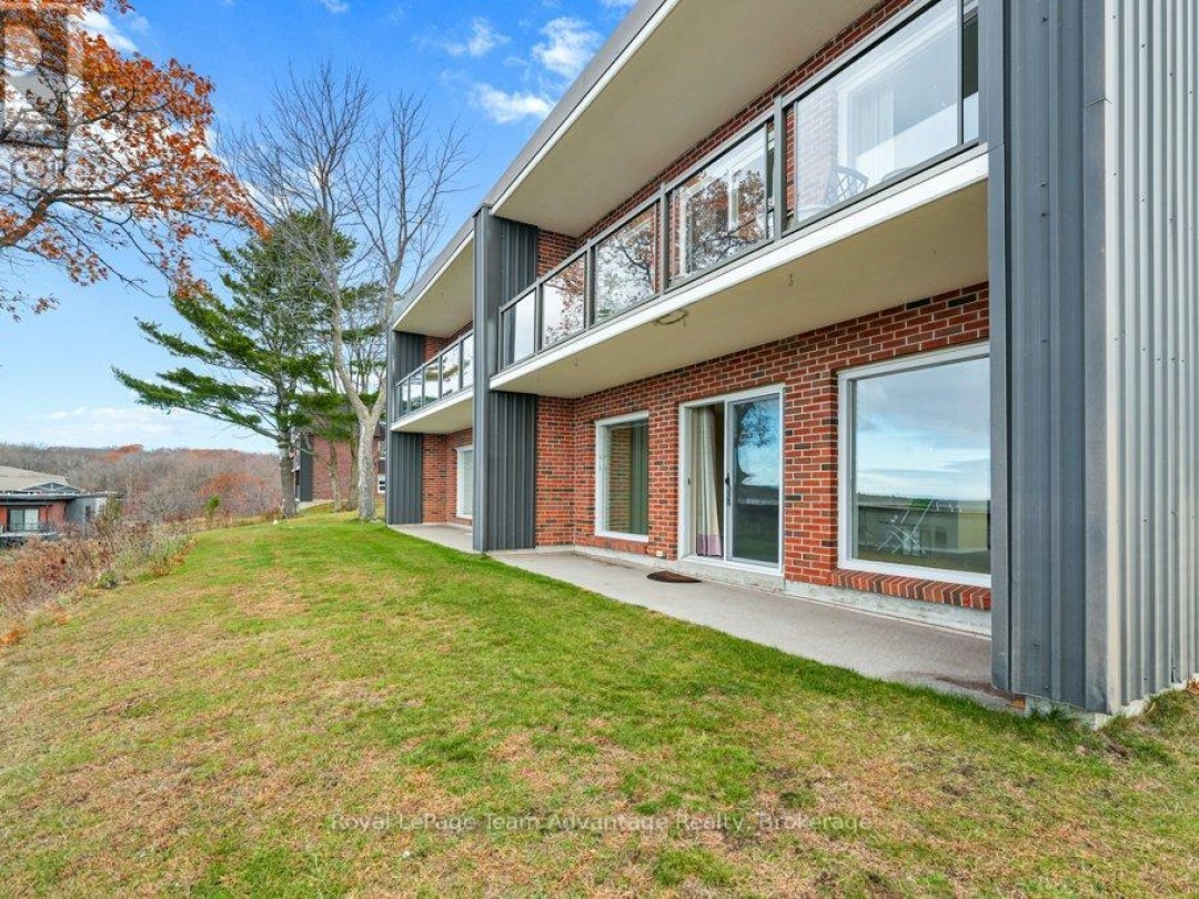 103 - 100 BEACONVIEW HEIGHTS, 