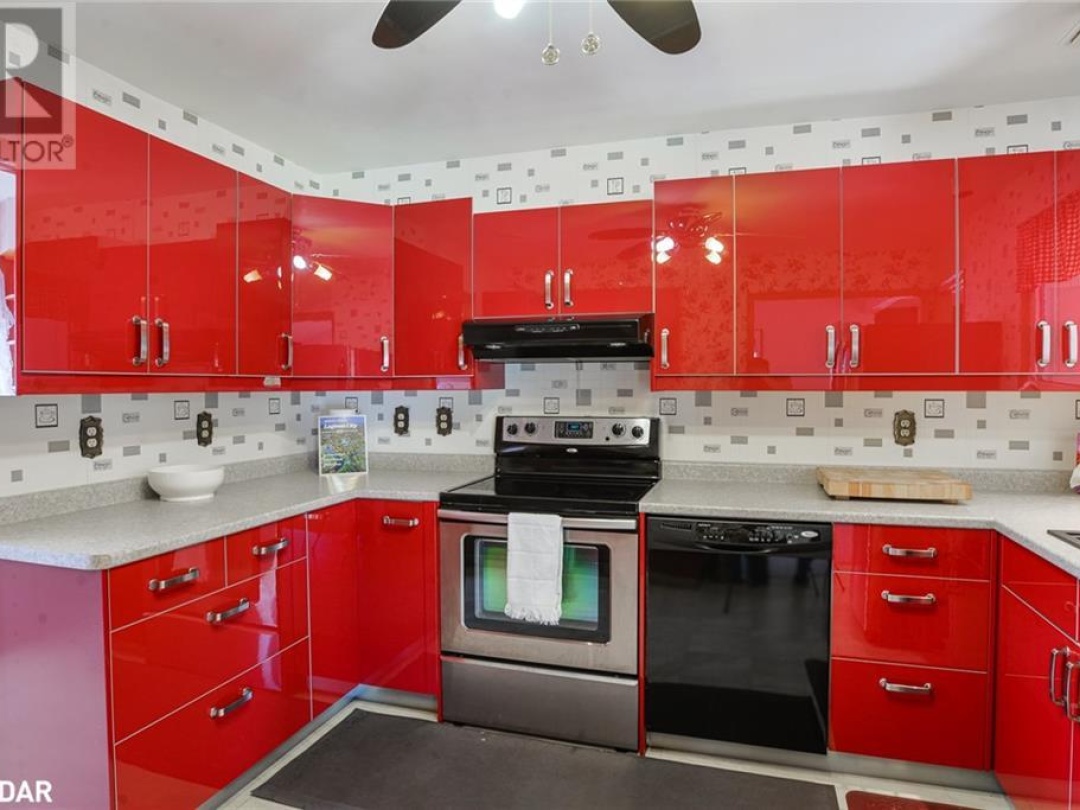35 OLD INDIAN Trail, 
