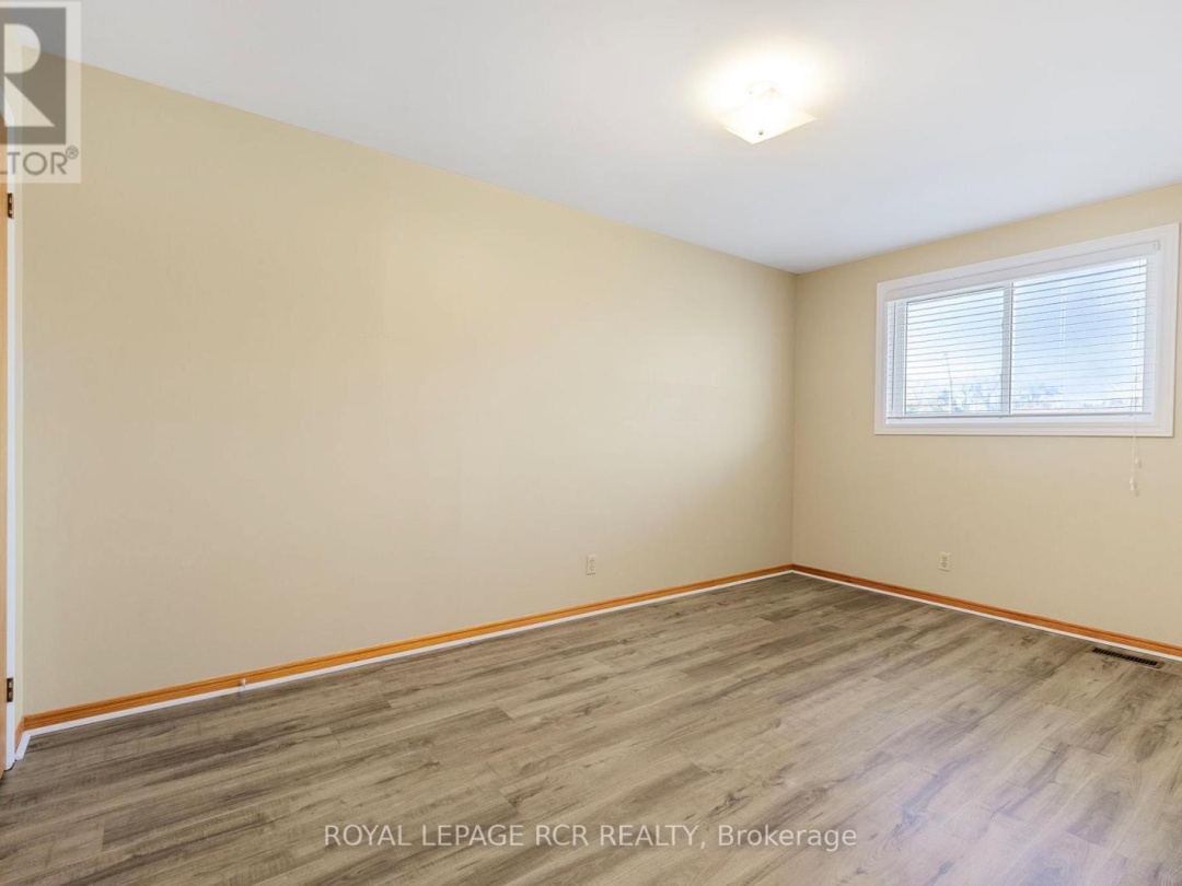 80 Woodside Drive, Orillia