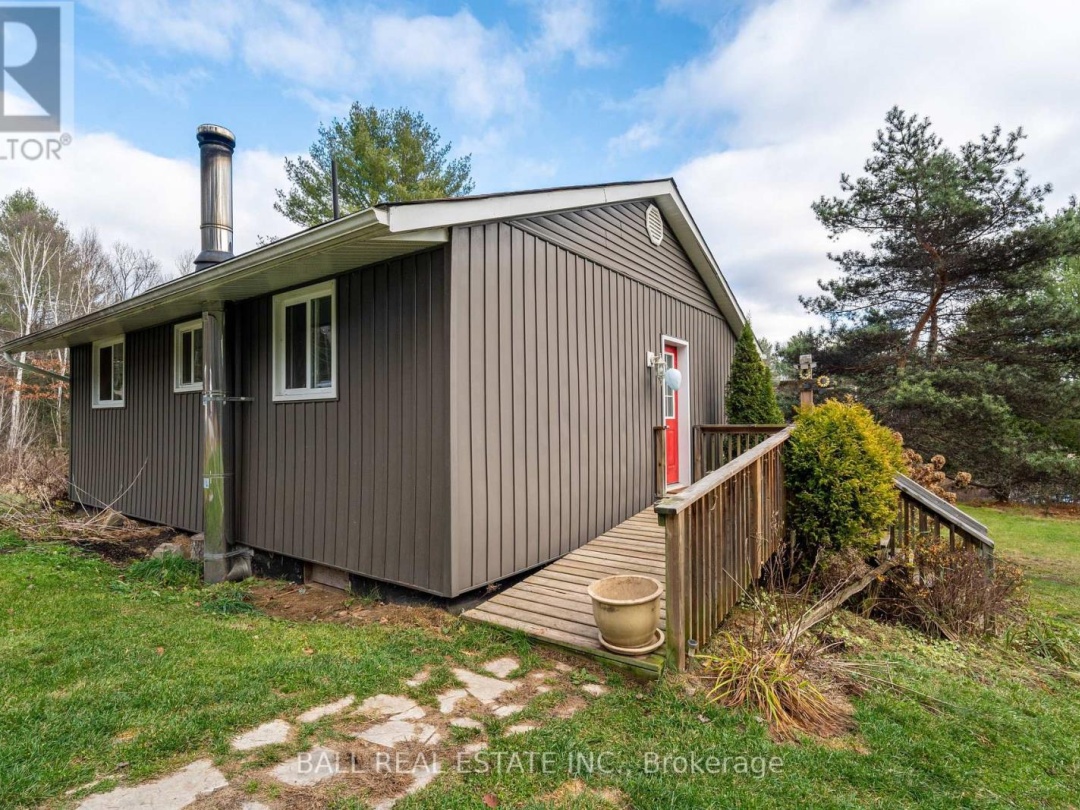1047 DONROY ROAD, 
