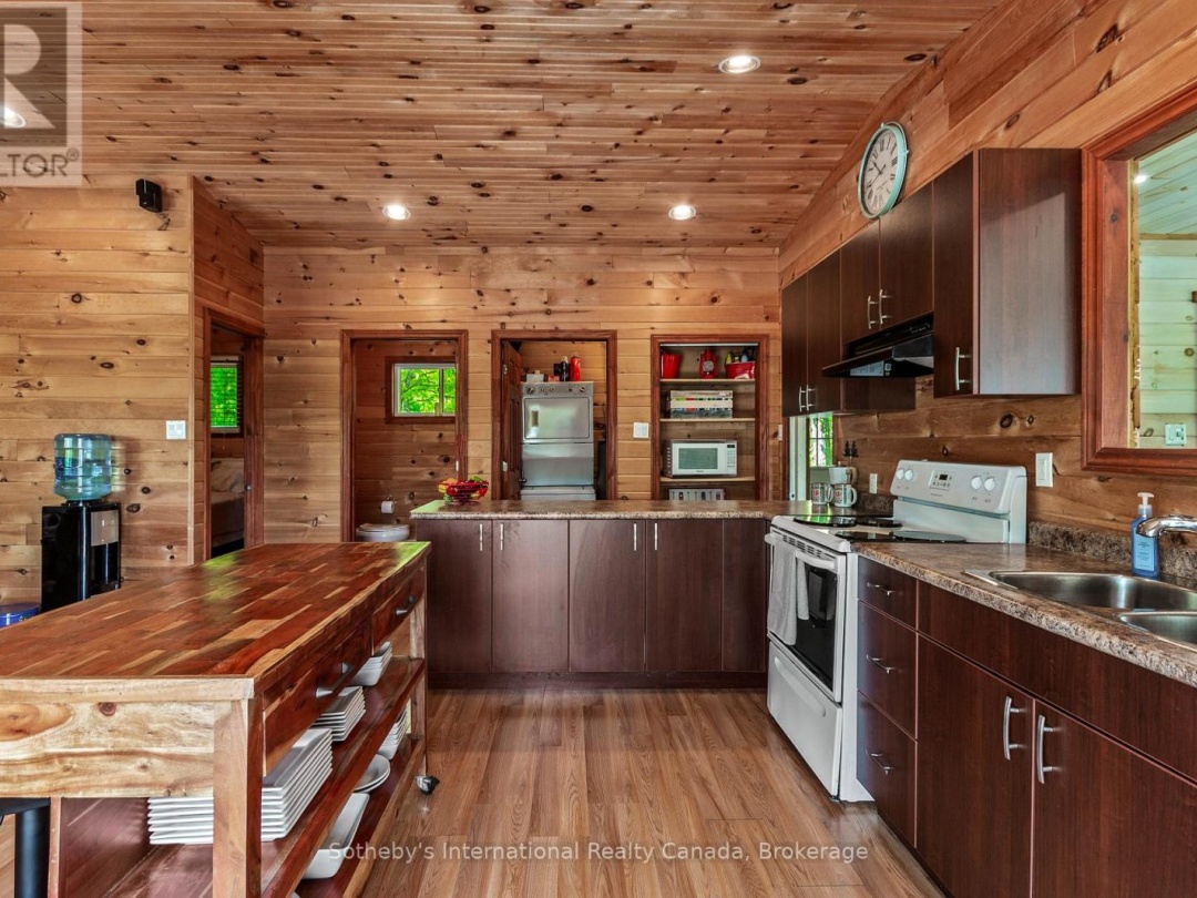 12494 Georgian Bay Shore, Georgian Bay
