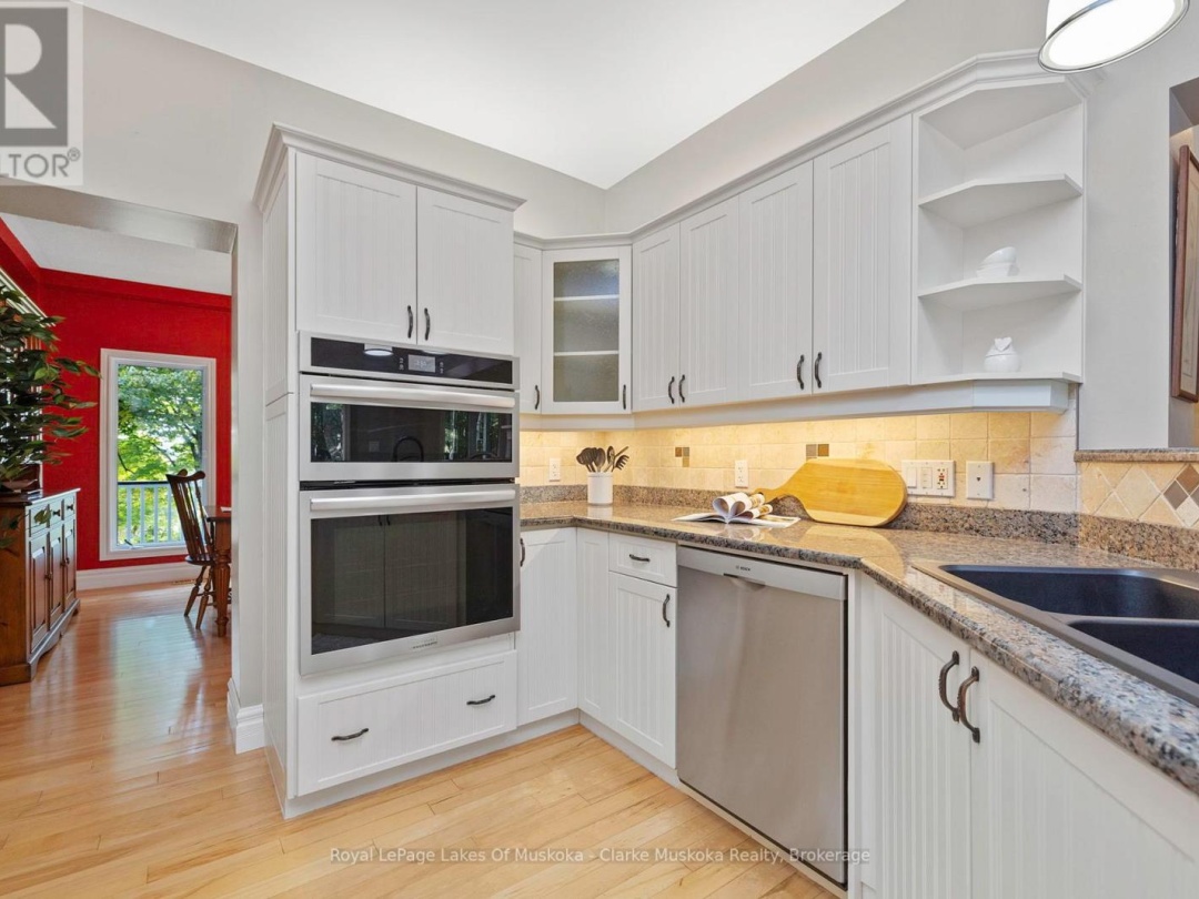 1259 Golf Course Road, Peninsula Lake