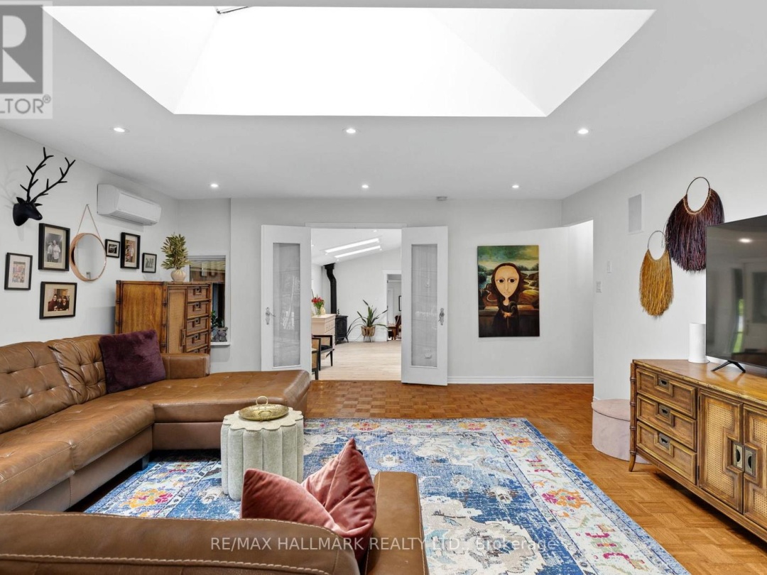 95 Lake Avenue, Lake Simcoe