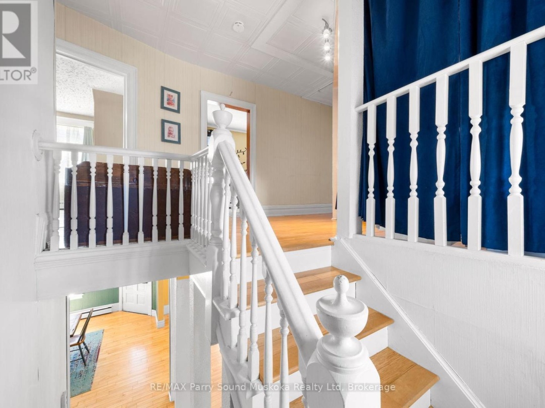 17 Waubeek Street, Parry Sound