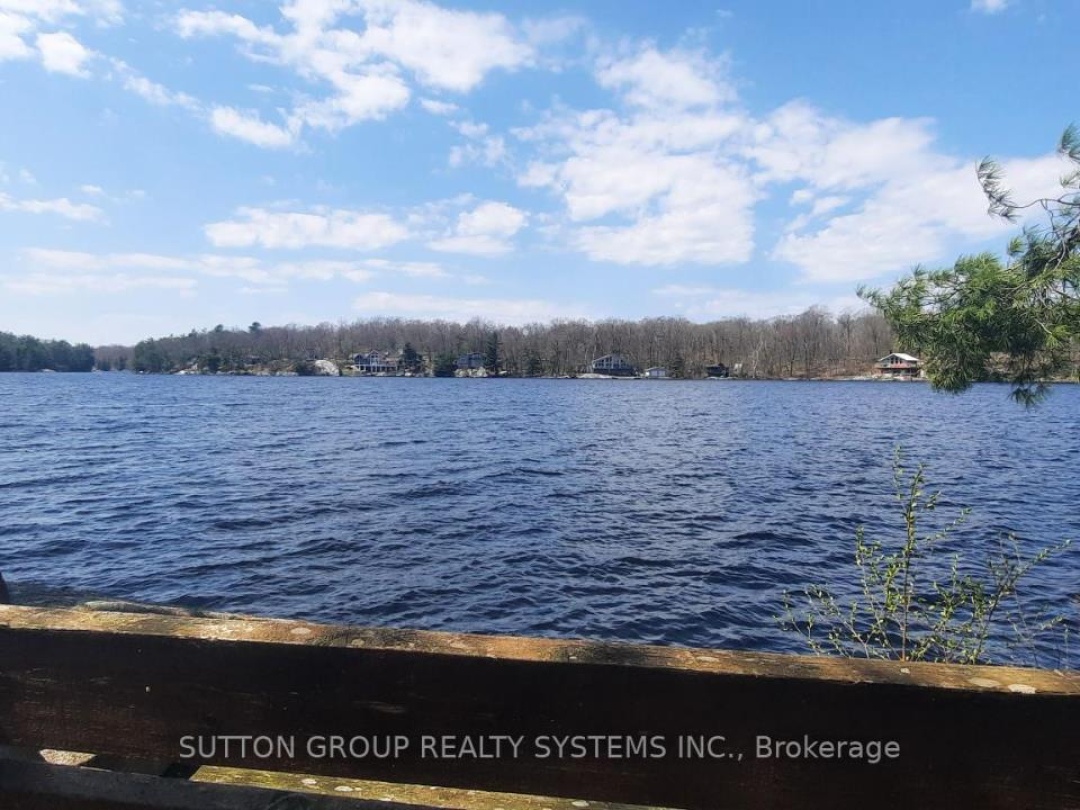 55 Healey Lake Water, Healey Lake