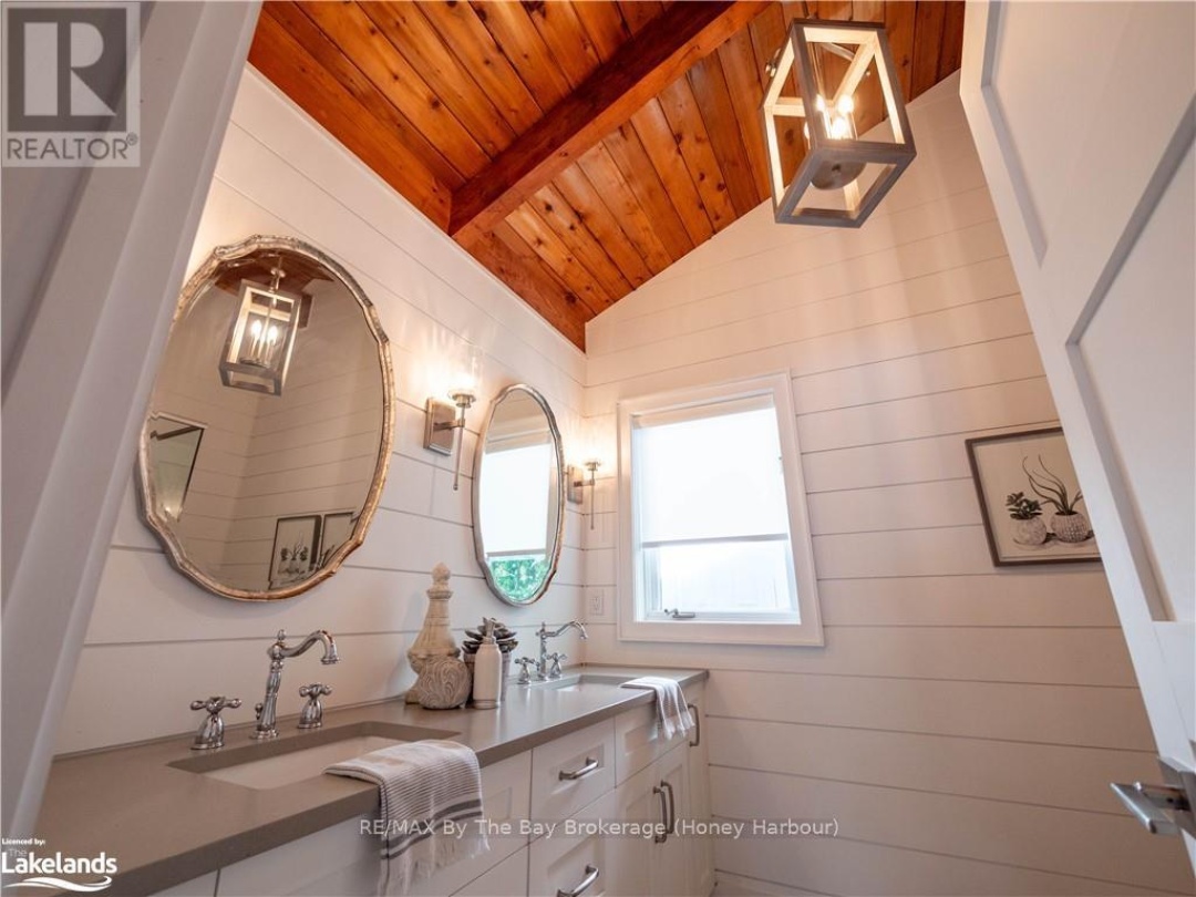 4476 Is 1040/Little Beausoleil, Georgian Bay